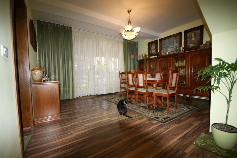 Vila complet mobilata si utilata - la intrare in Dumbravita